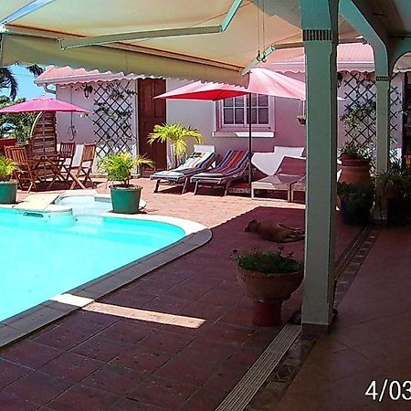 Agreable Chambre D'Hotes, Sdb, Piscine, Carbet Cuisine. Saint-Claude Exterior photo
